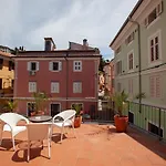 Arcobaleno Apartments
