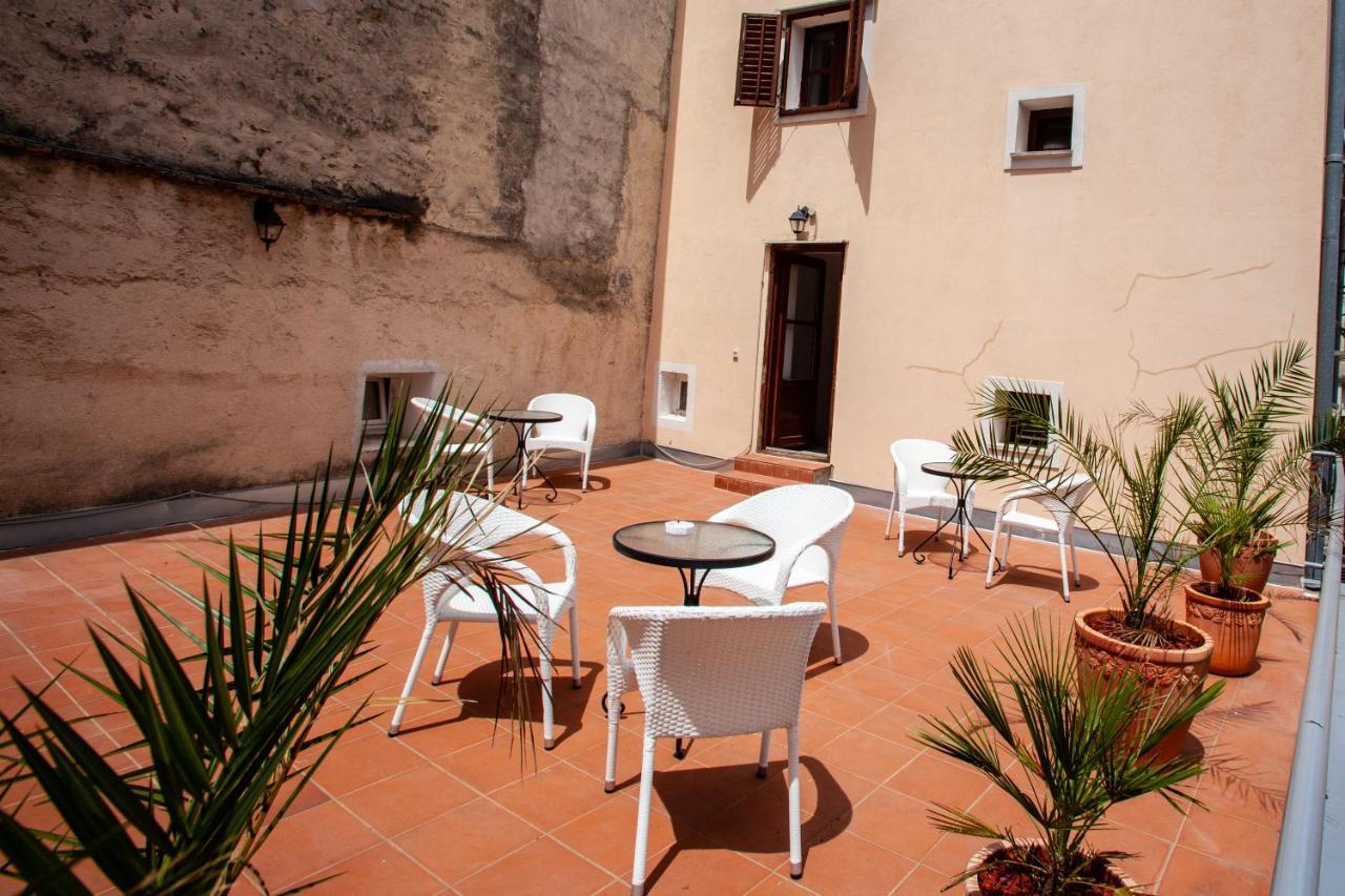 Apartment Arcobaleno *